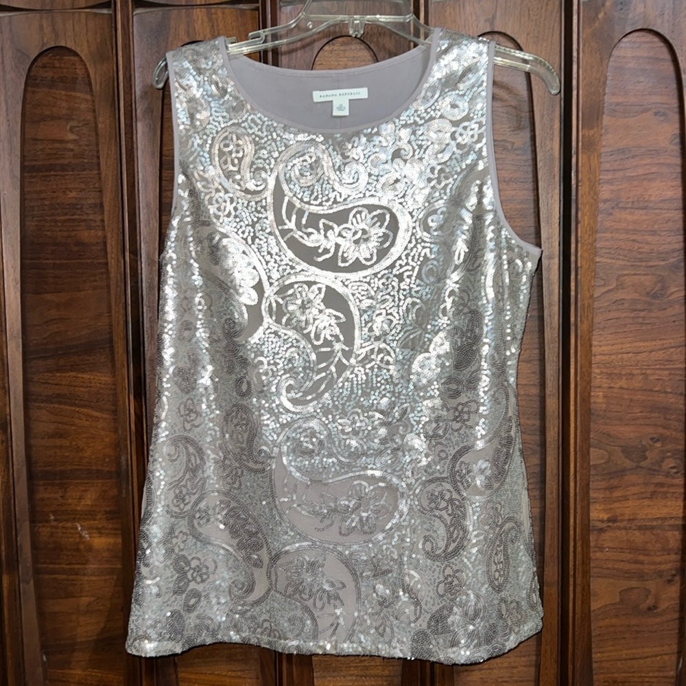 Banana Republic sequin tank top lady size 12